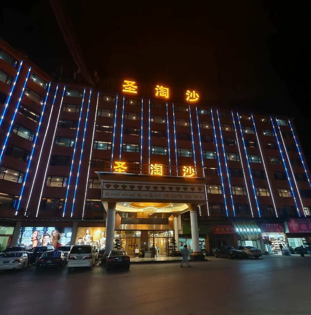 华纳万宝路游戏《赤焰战场》官方宣传图